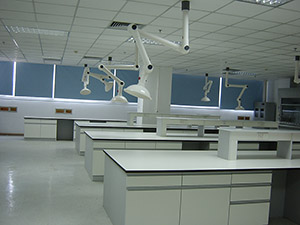 全木實（shí）驗台