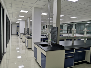 全鋼結（jié）構實驗室（shì）工作台