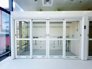 全鋼（gāng）走入式通風櫃（移門）