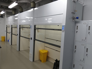 醫藥行業（yè）實驗室家具案（àn）例