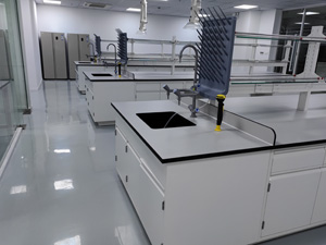 食品行業實驗室（shì）家具案例